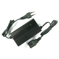 Зарядний пристрій для акумуляторного обприскувача Forte 12V