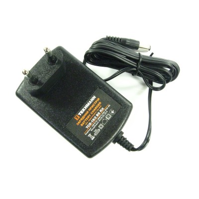 Зарядний пристрій шуруповерта Tekhmann TCD-18/2 BS Kit